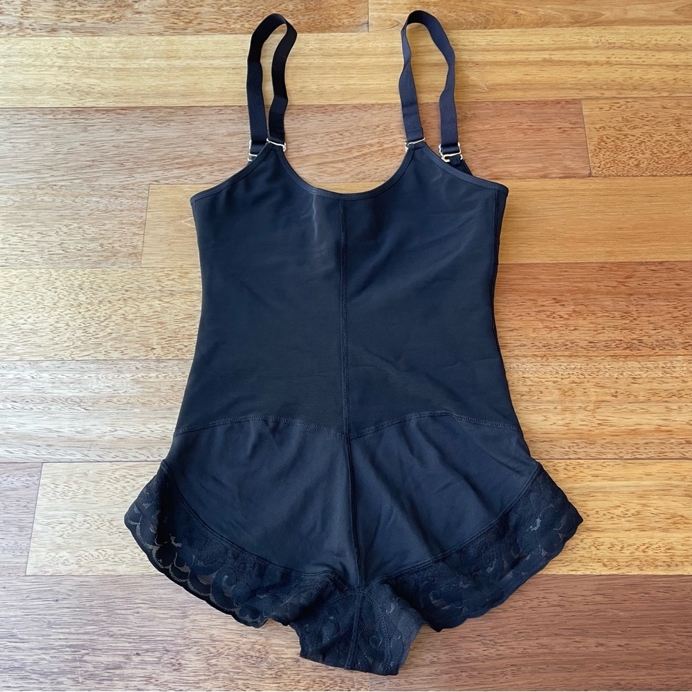Post Surgery Recovery Compression Bodysuit Shapewear in Black by Amazon NWOT